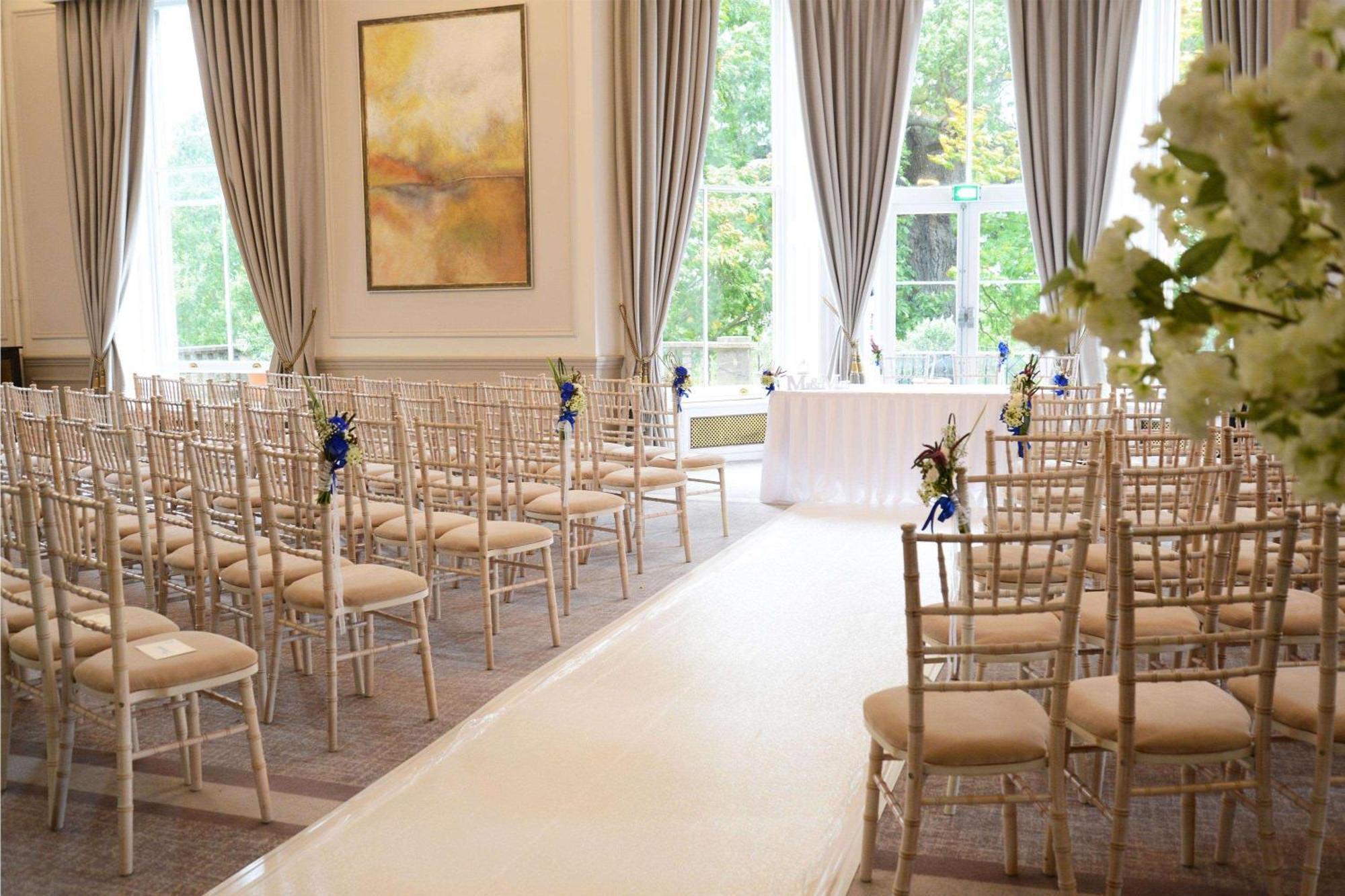 Oatlands Park Hotel Вейбридж Екстер'єр фото